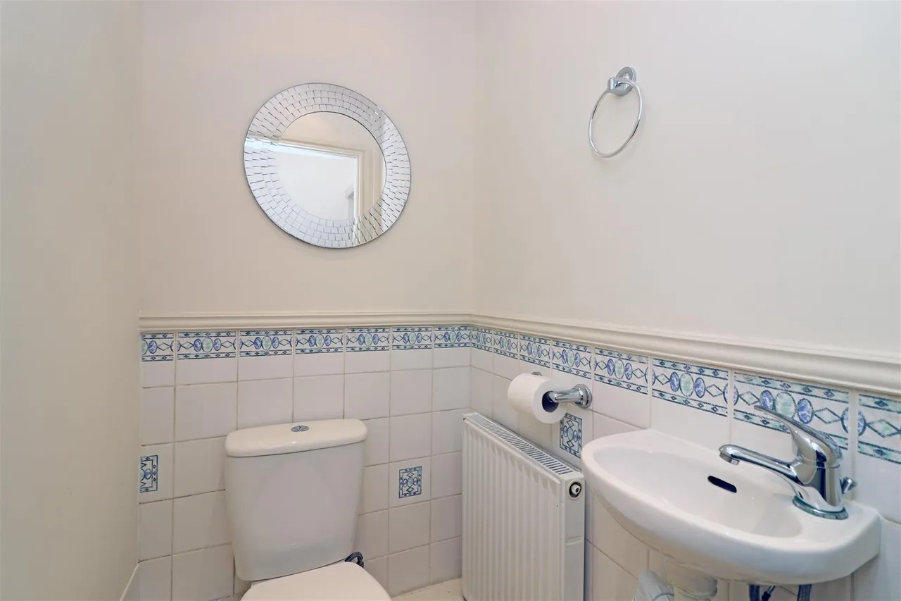 Granville Terrace, Yeadon, LS19, photo 11