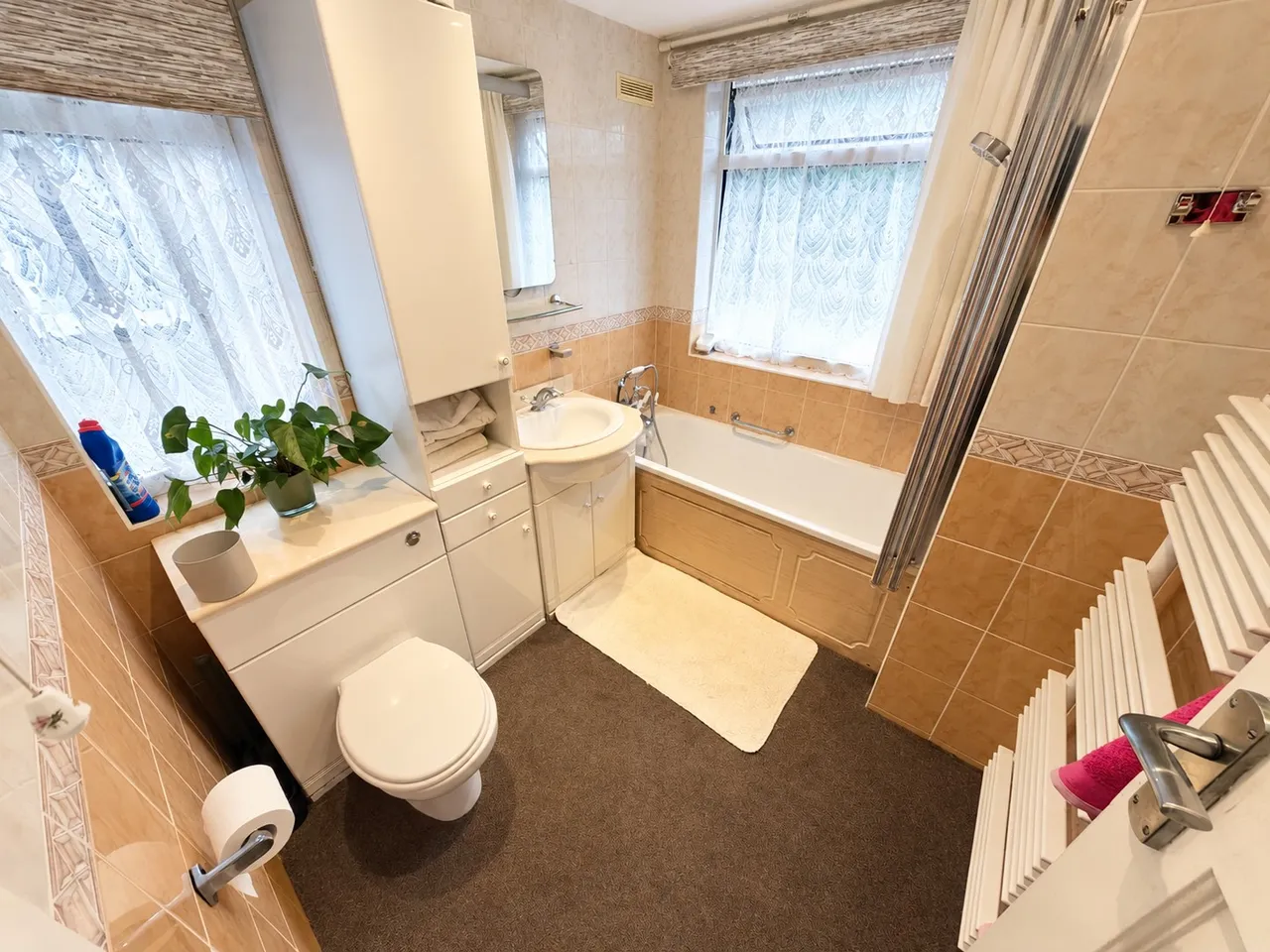 Court Farm Road, Northolt, UB5, photo 9
