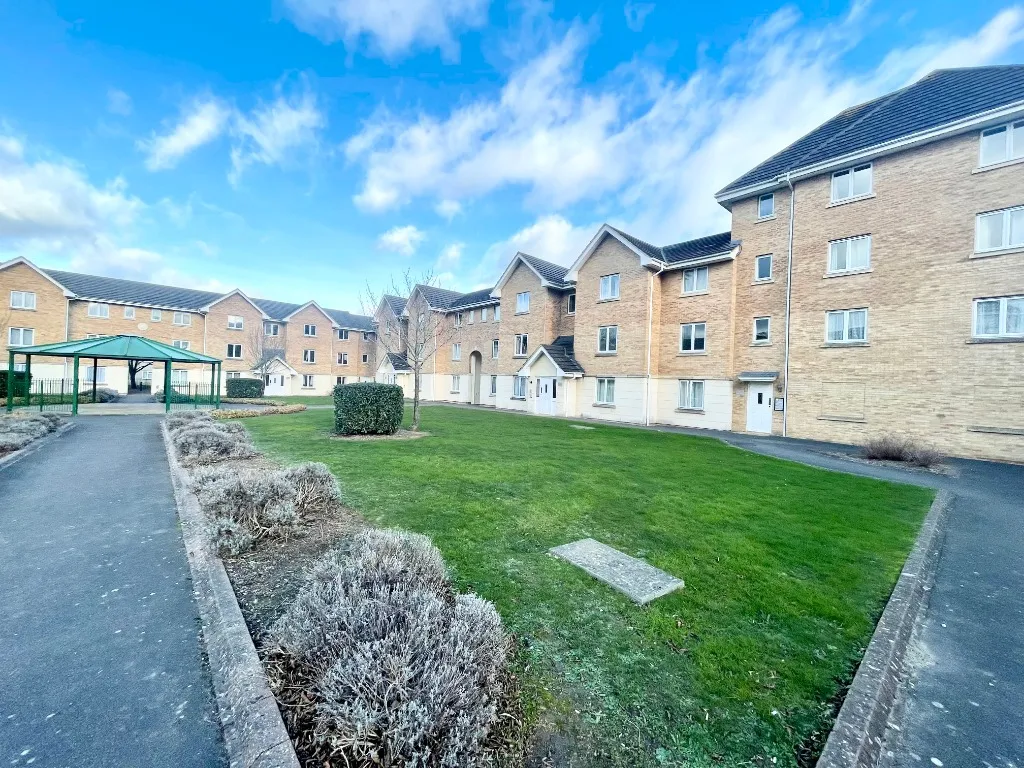 Lloyd Close, Cheltenham, GL51, photo 12