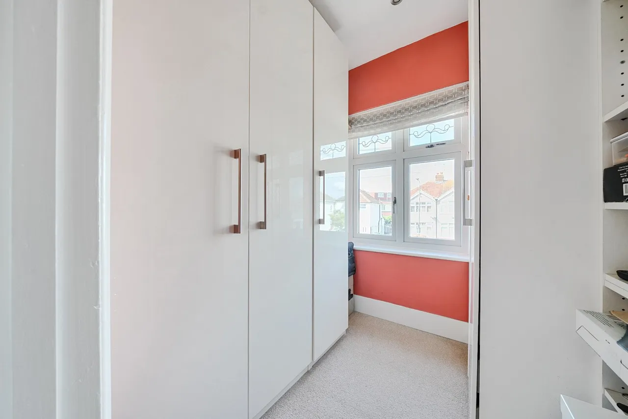 Wendover Way, DA16, photo 9