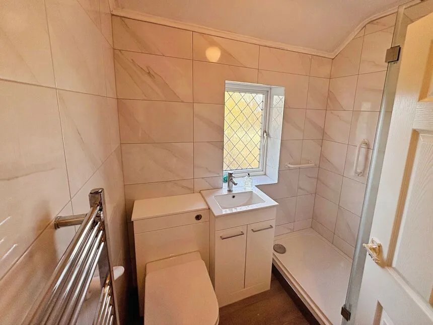 Griffiths Drive, Wolverhampton, WV11, photo 8