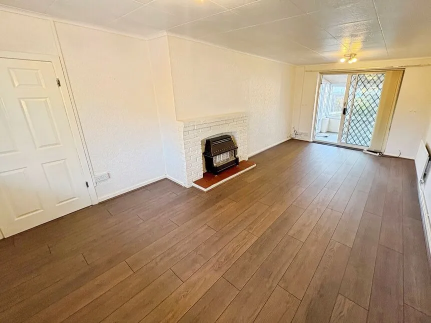 Griffiths Drive, Wolverhampton, WV11, photo 2