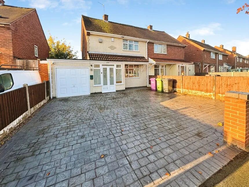 2 bed house to rent, Griffiths Drive, Wolverhampton, WV11