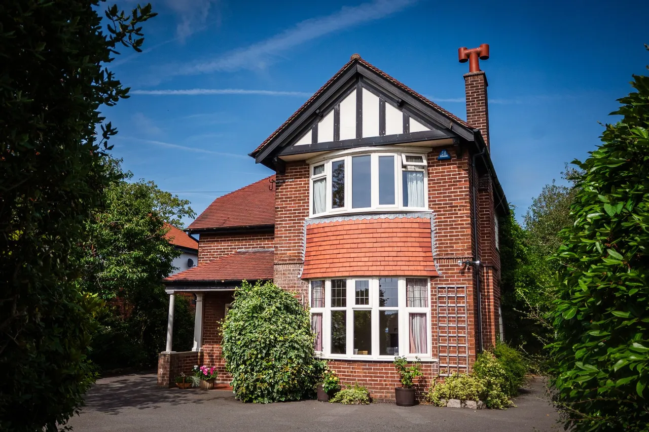 4 bed house for sale, Waverton, Chester