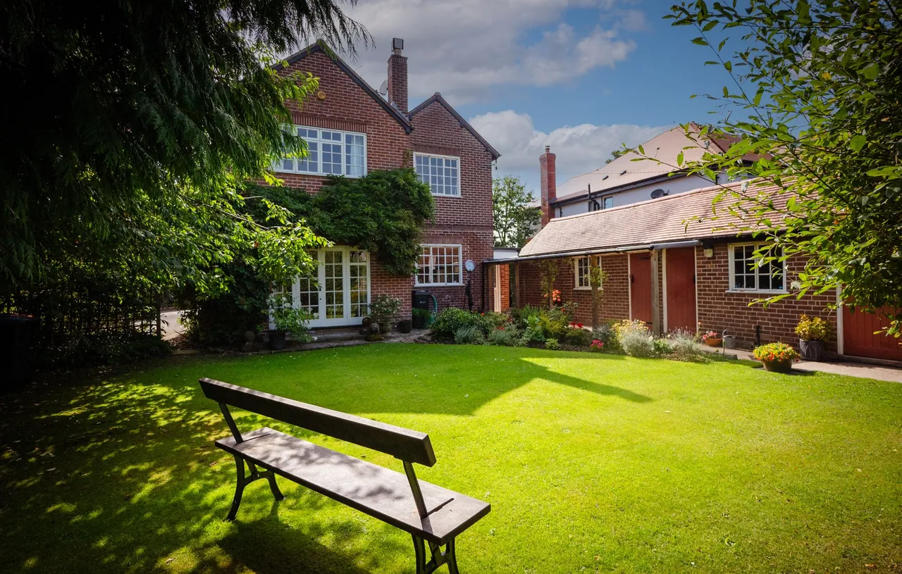 Waverton, Chester, photo 3