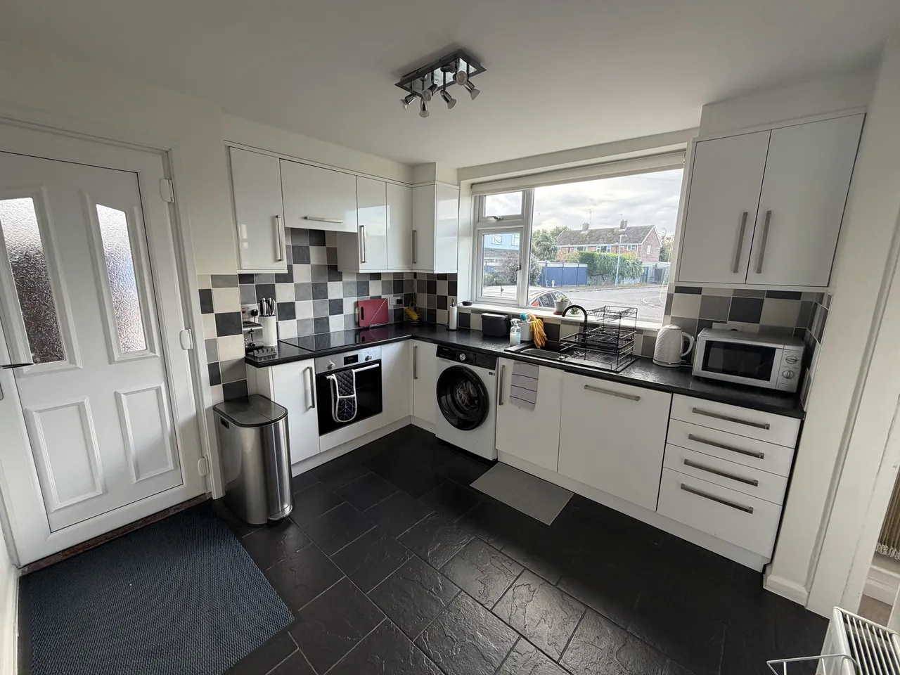 Whitworth Drive, Radcliffe on Trent, NG12, photo 2