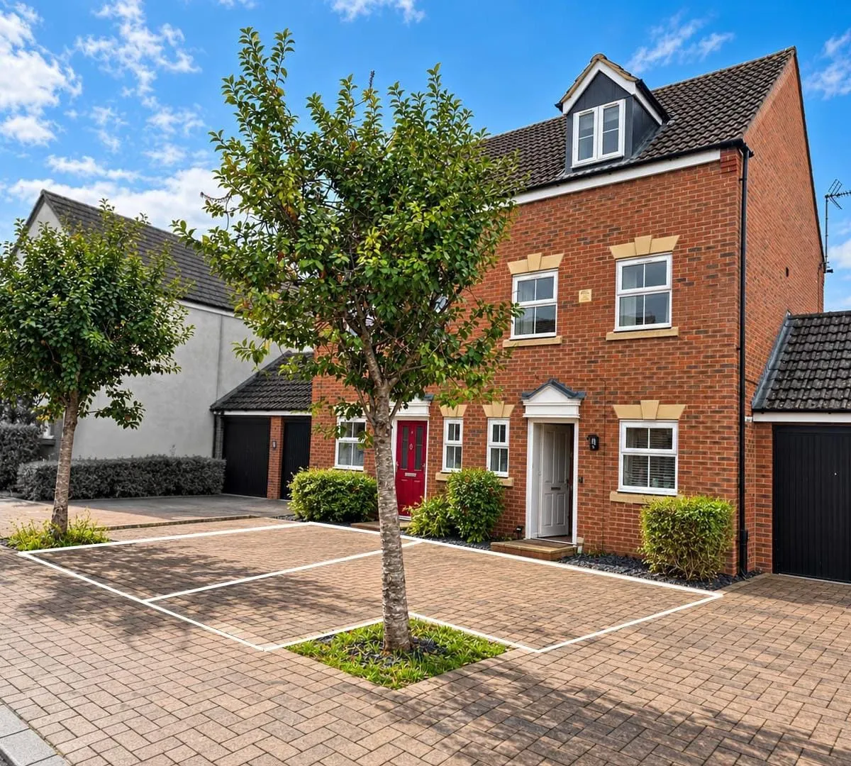 3 bed house for sale, Aldergrove Kingsway, Quedgeley, GL2