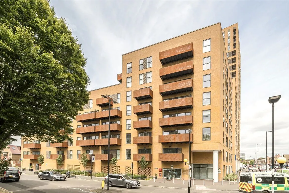 East Acton Lane, East Acton, photo 10