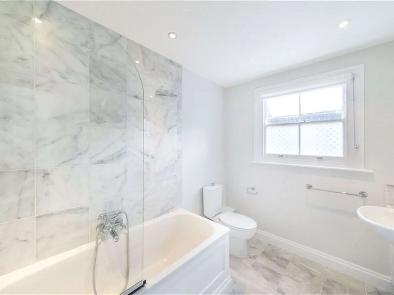 Baronsmead Road, London, SW13, photo 12