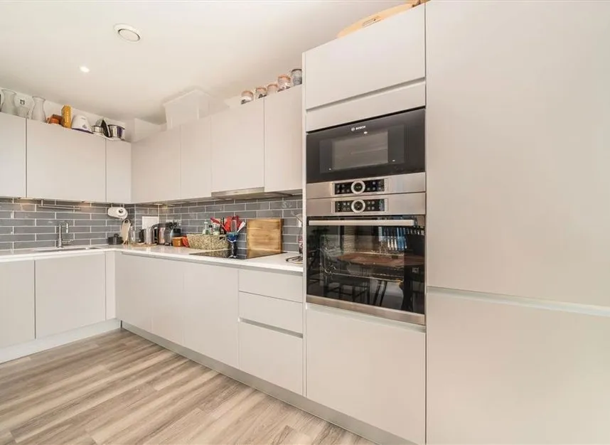 Parkside Avenue, Greenwich, SE10, photo 4