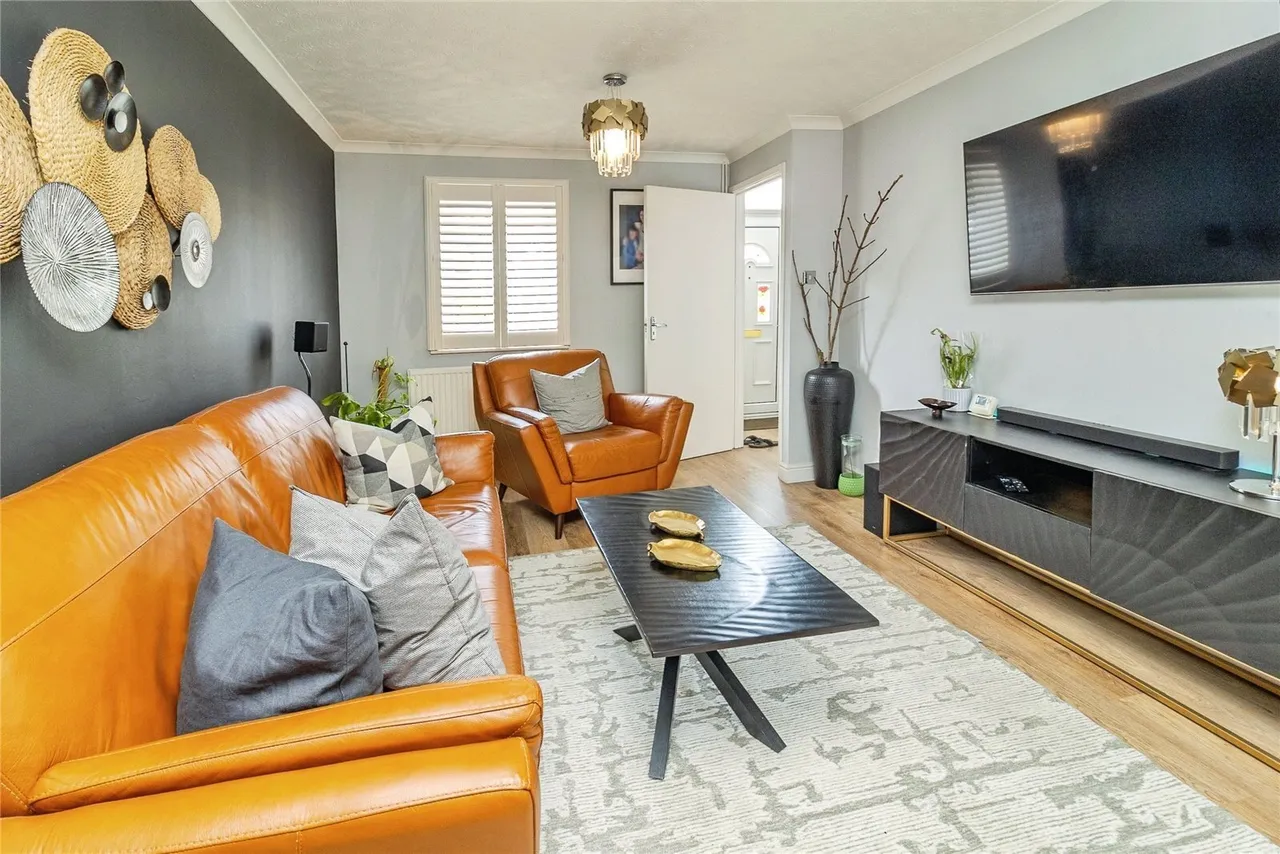 Quantock Crescent, Emerson Valley, Milton Keynes, Buckinghamshire, MK4, photo 7