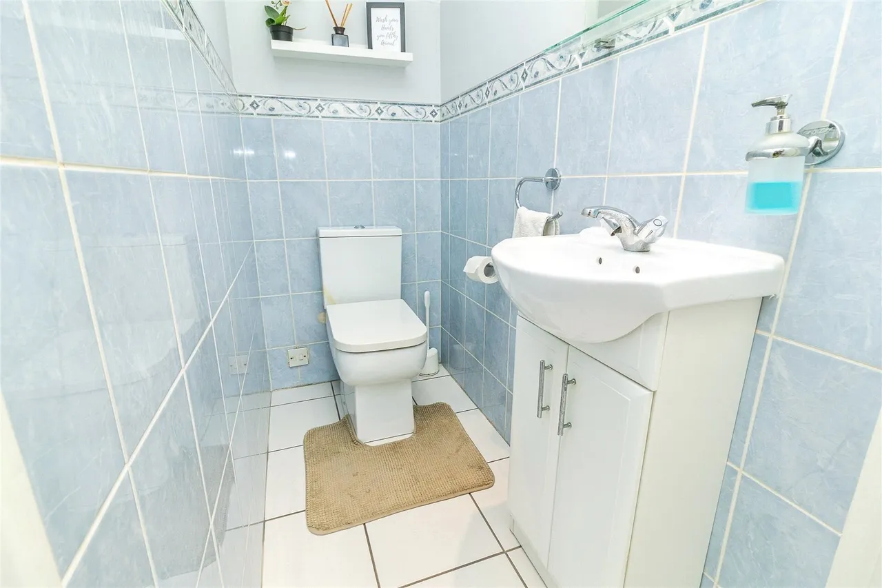 Quantock Crescent, Emerson Valley, Milton Keynes, Buckinghamshire, MK4, photo 27
