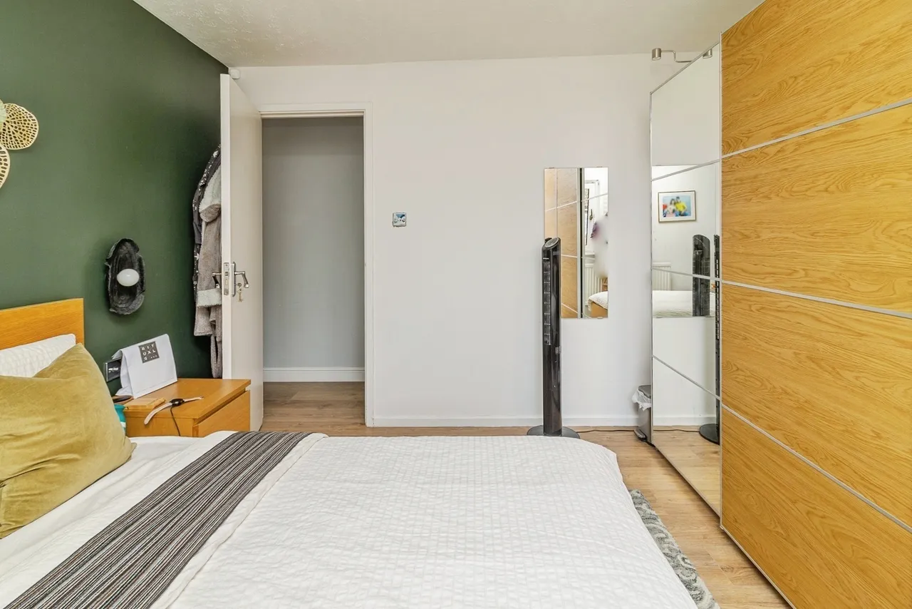 Quantock Crescent, Emerson Valley, Milton Keynes, Buckinghamshire, MK4, photo 15