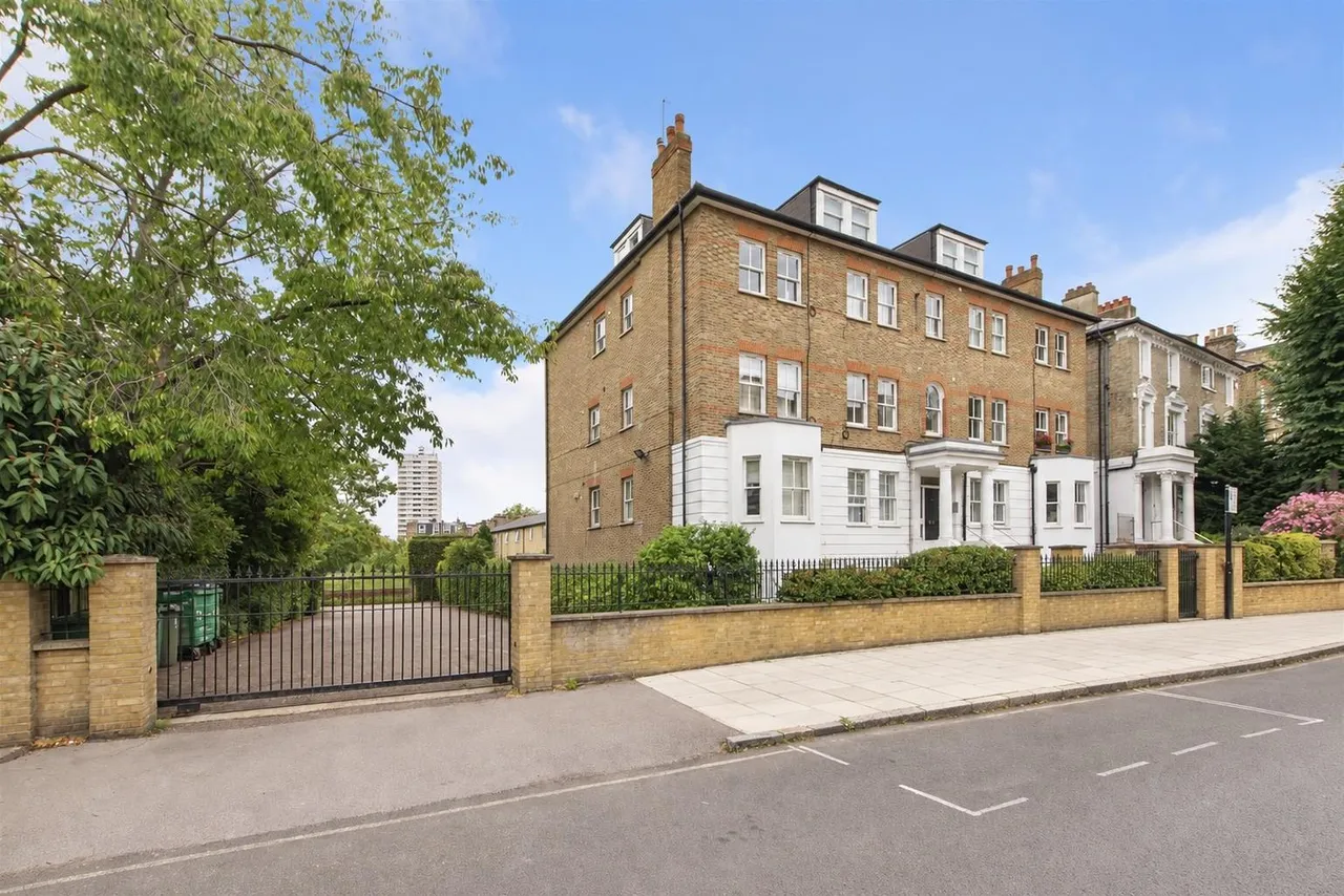 Parkhill Road, London NW3 2YT, photo 11