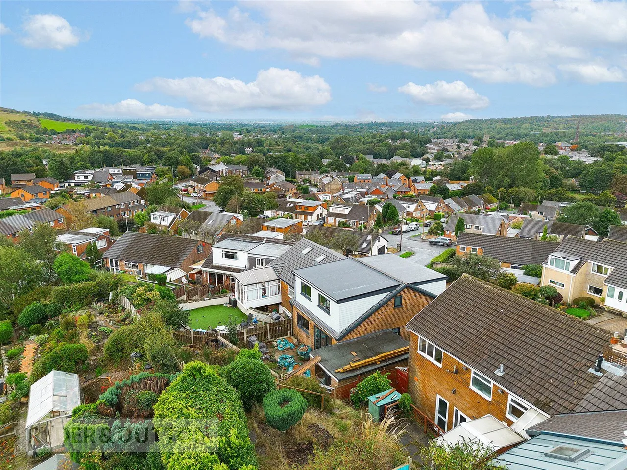 Den Hill Drive, Springhead, OL4, photo 2