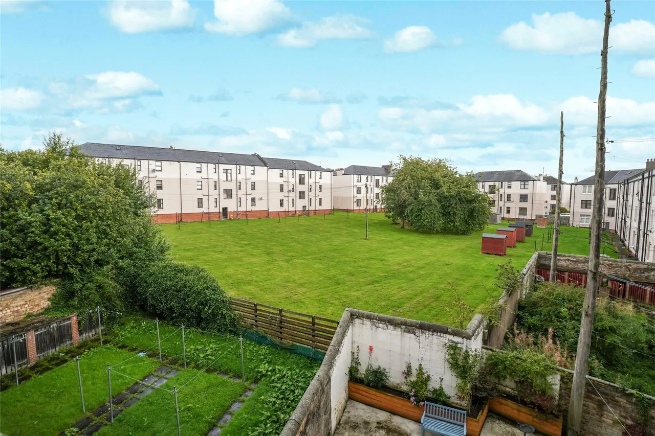 Strathmartine Road, DUNDEE, Angus, DD3, photo 11