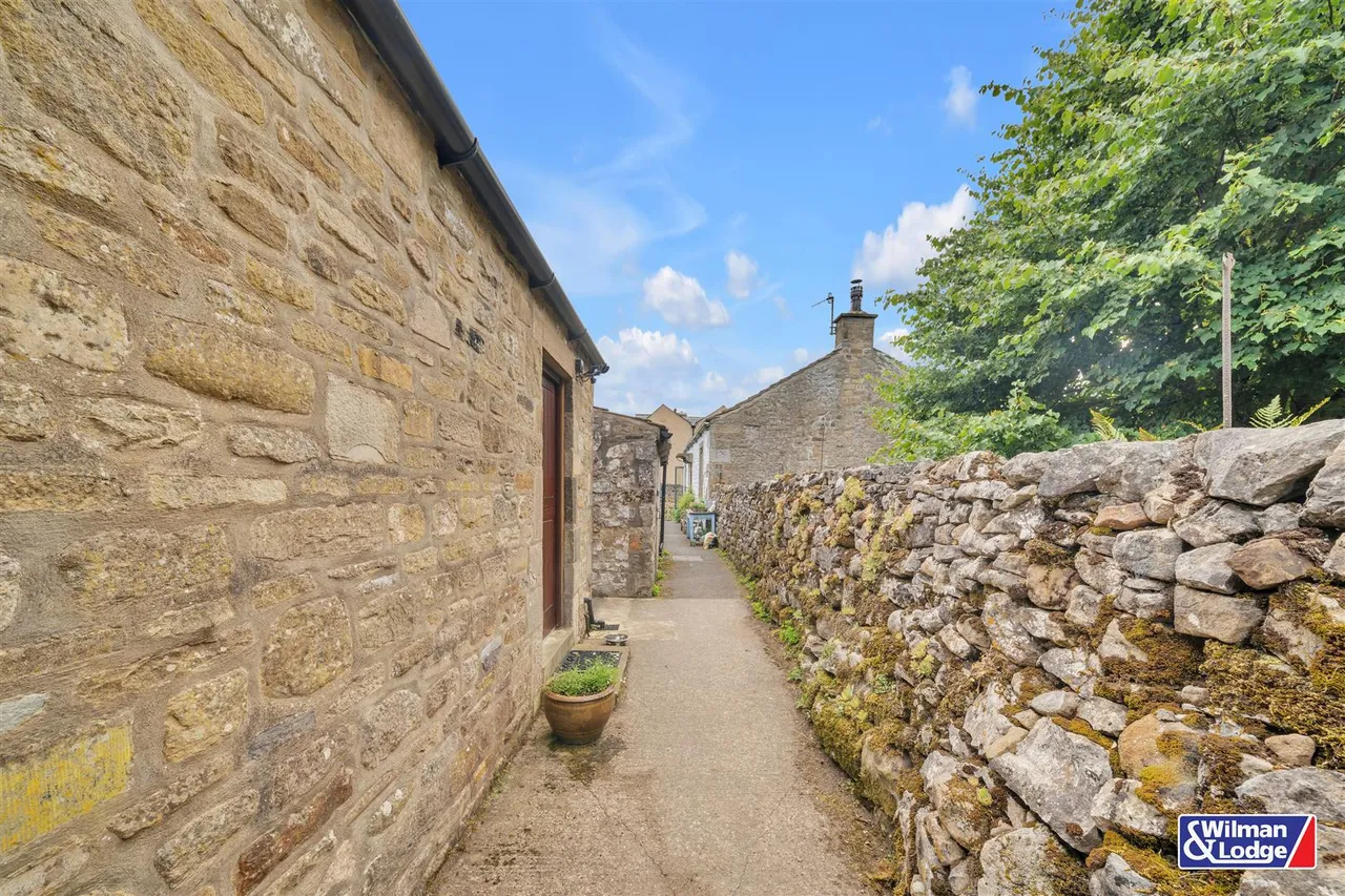 Back Lane, Cracoe, Skipton, BD23 6LF, photo 15
