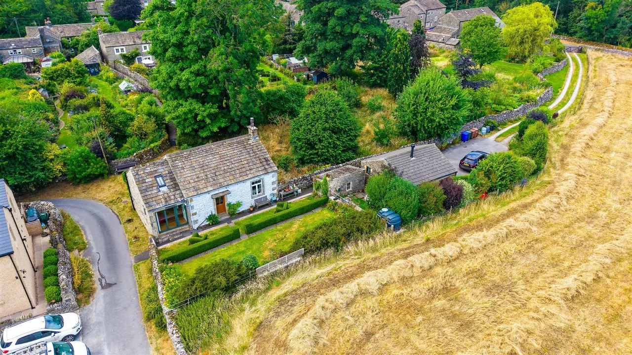 3 bed house for sale — Back Lane, Cracoe, Skipton, BD23 6LF