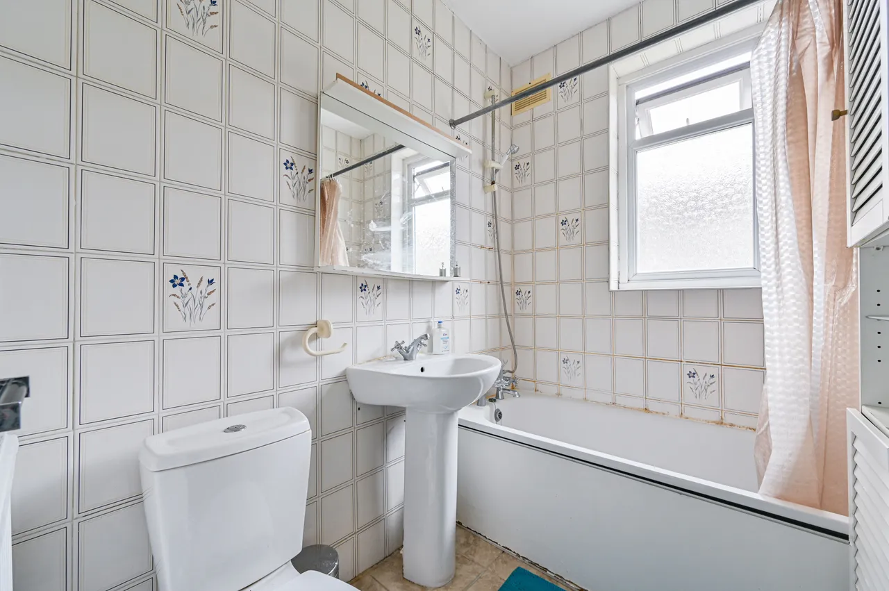 291 Southcroft Road, London, photo 3