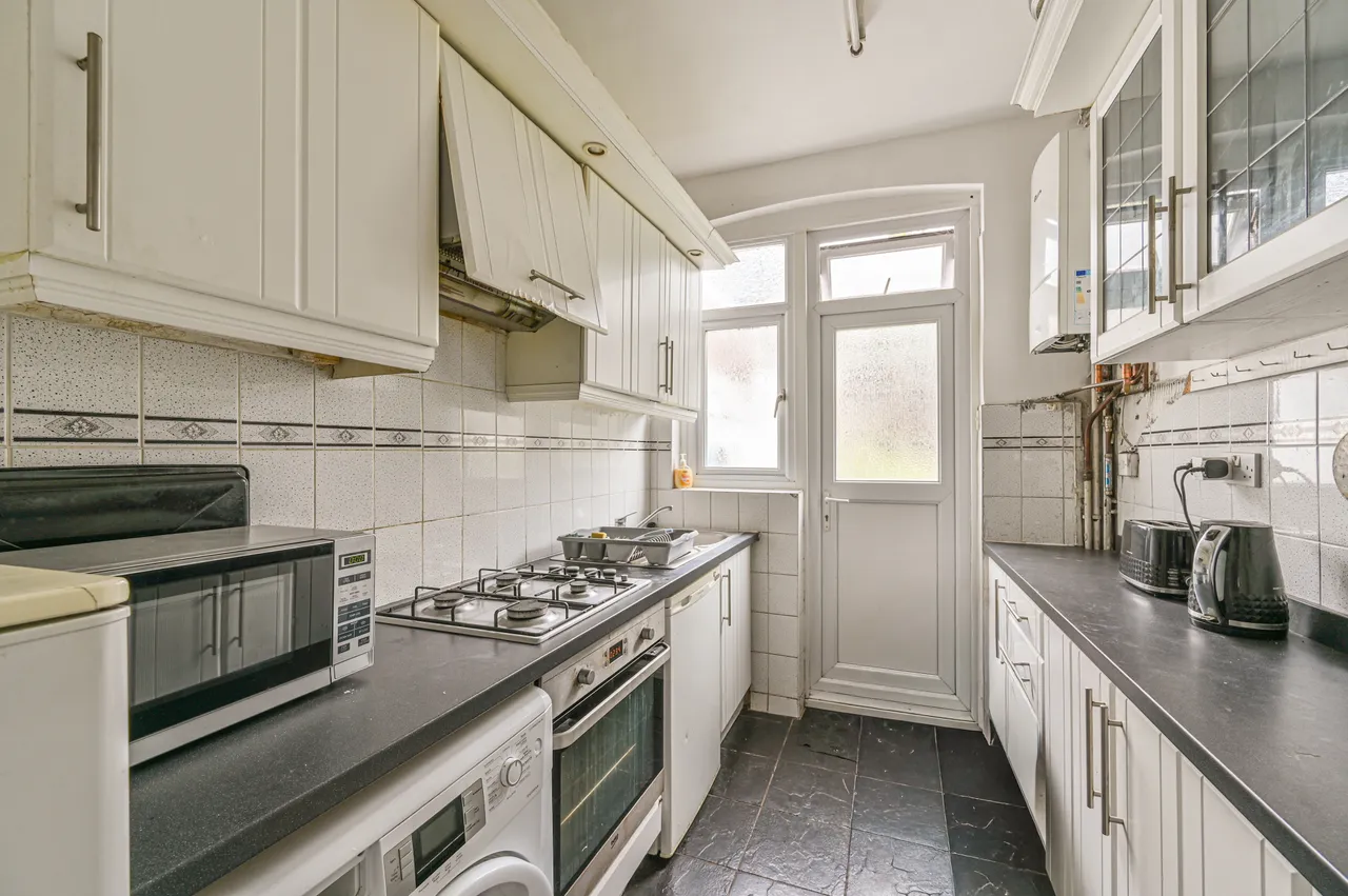 291 Southcroft Road, London, photo 4
