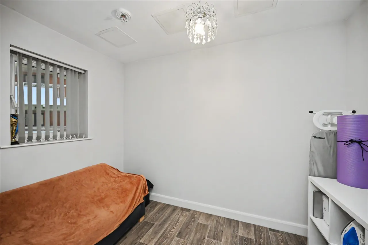 College Avenue, Belfast, BT1, photo 8