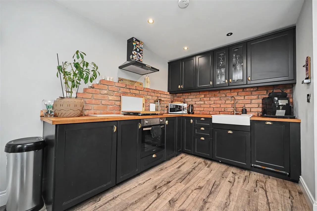 College Avenue, Belfast, BT1, photo 6