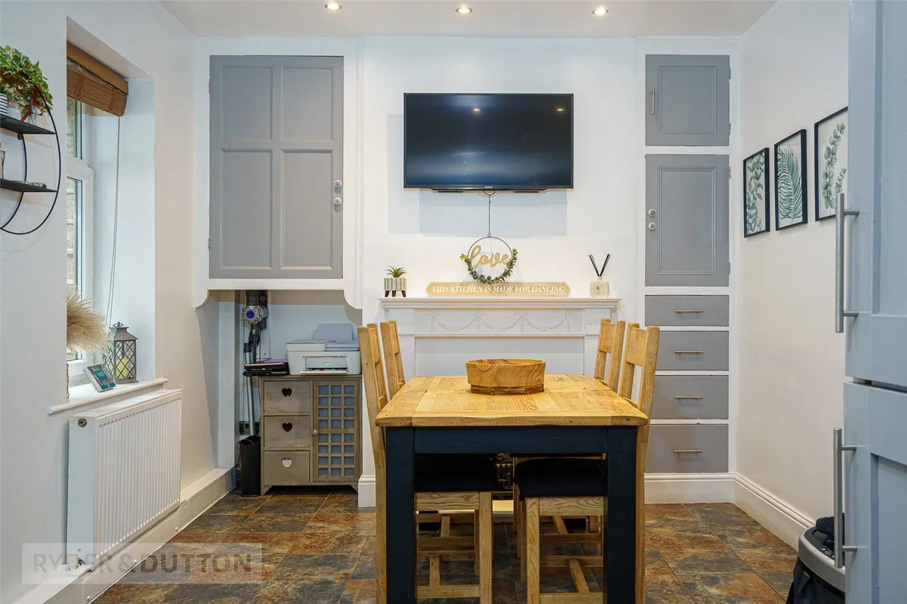 Spa Terrace, Fenay Bridge, HD8, photo 5