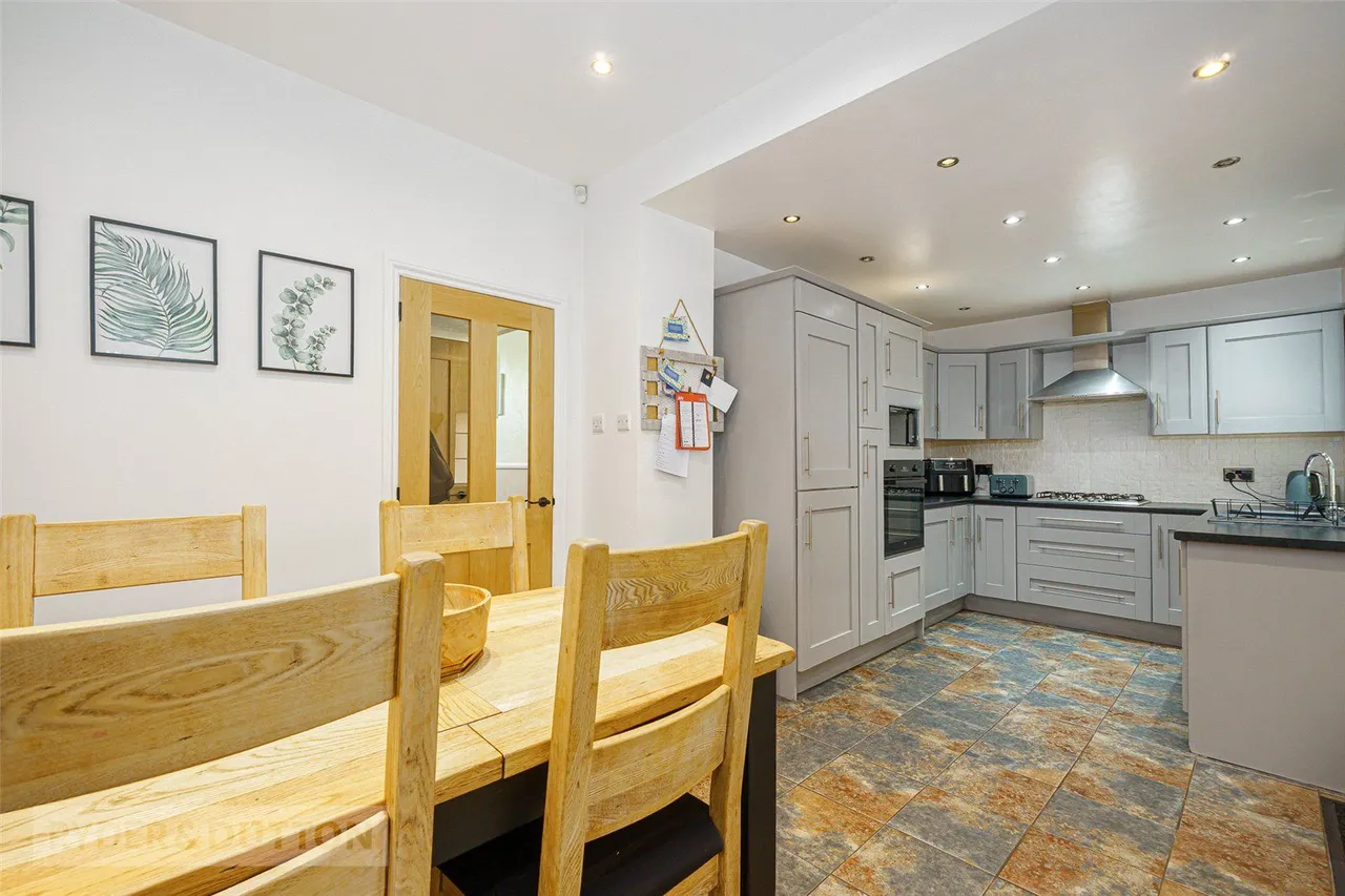 Spa Terrace, Fenay Bridge, HD8, photo 6