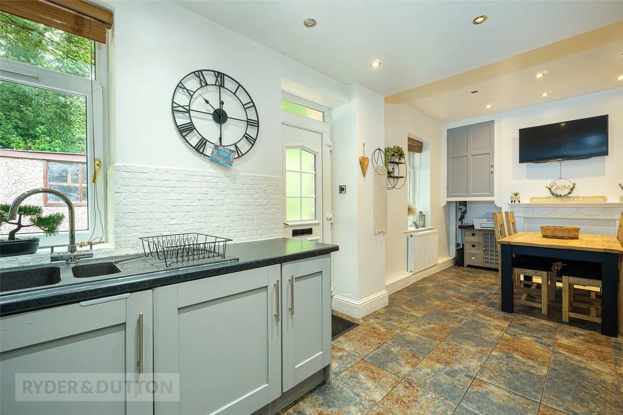 Spa Terrace, Fenay Bridge, HD8, photo 3