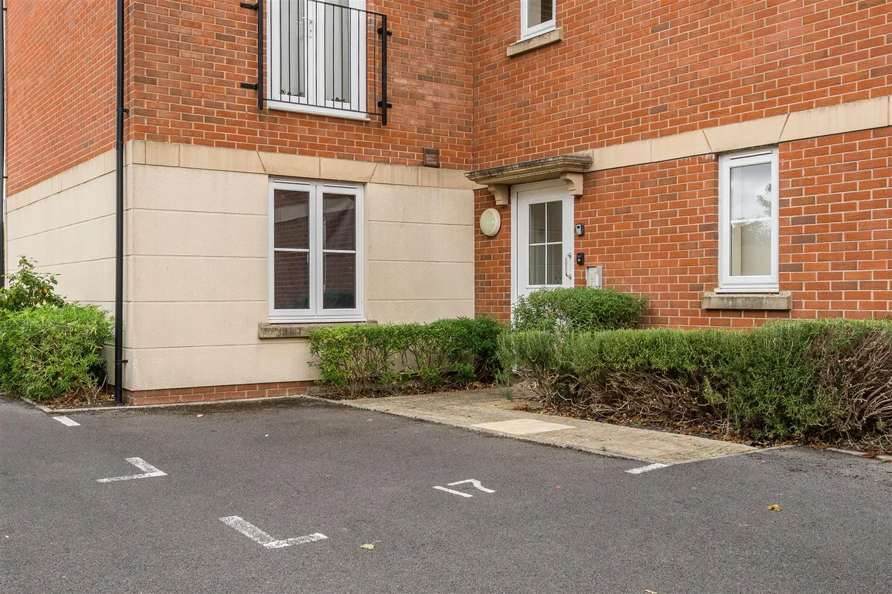 Keepers Road, Devizes, SN10, photo 10