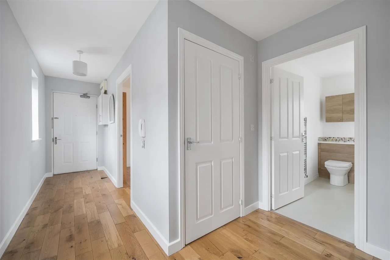 Keepers Road, Devizes, SN10, photo 5