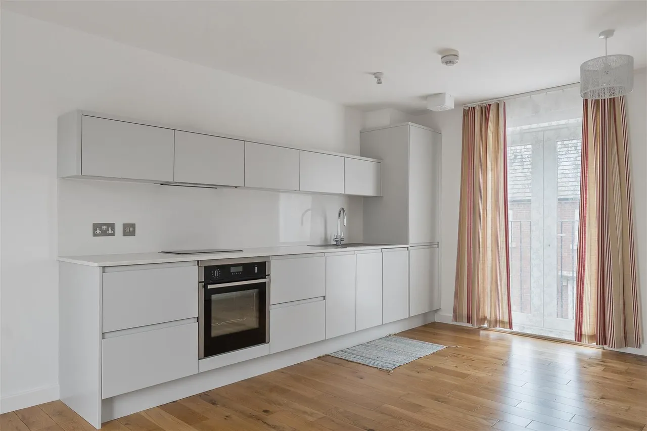 Keepers Road, Devizes, SN10, photo 3