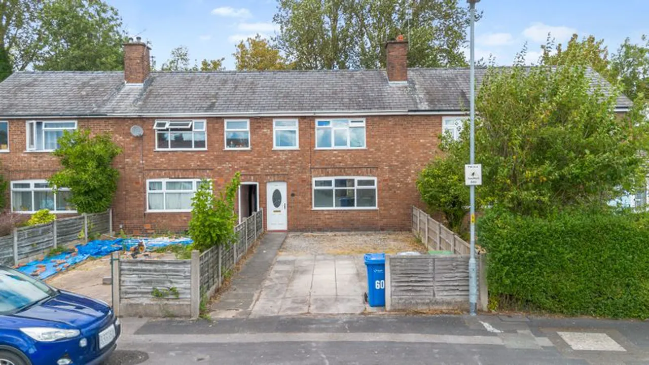 Gig Lane, Woolston, Warrington, Warrington, WA1 4EE, photo 6