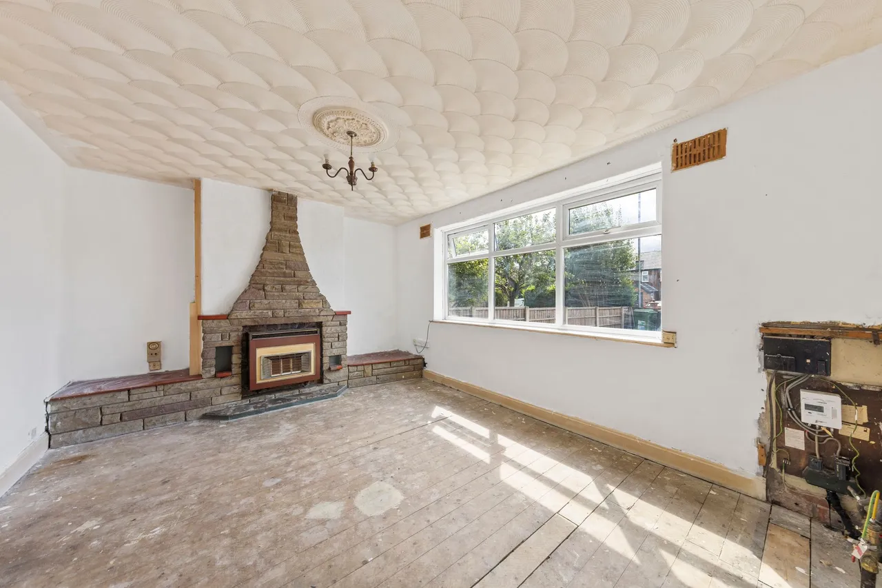 Gig Lane, Woolston, Warrington, Warrington, WA1 4EE, photo 2