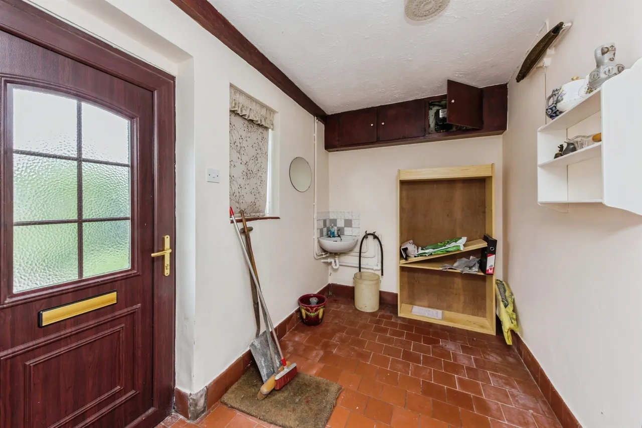 Old Hall Farm, Marston Montgomery, Ashbourne, photo 9