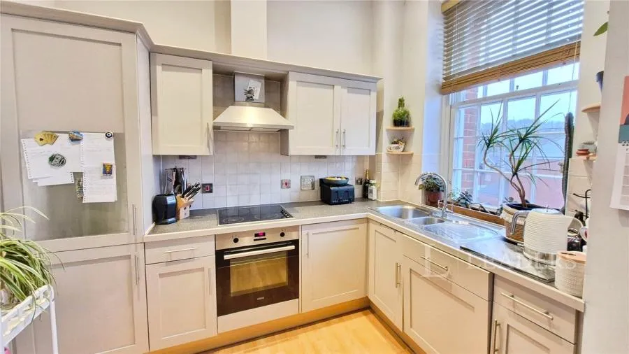 Serotine Close, Knowle, PO17, photo 8