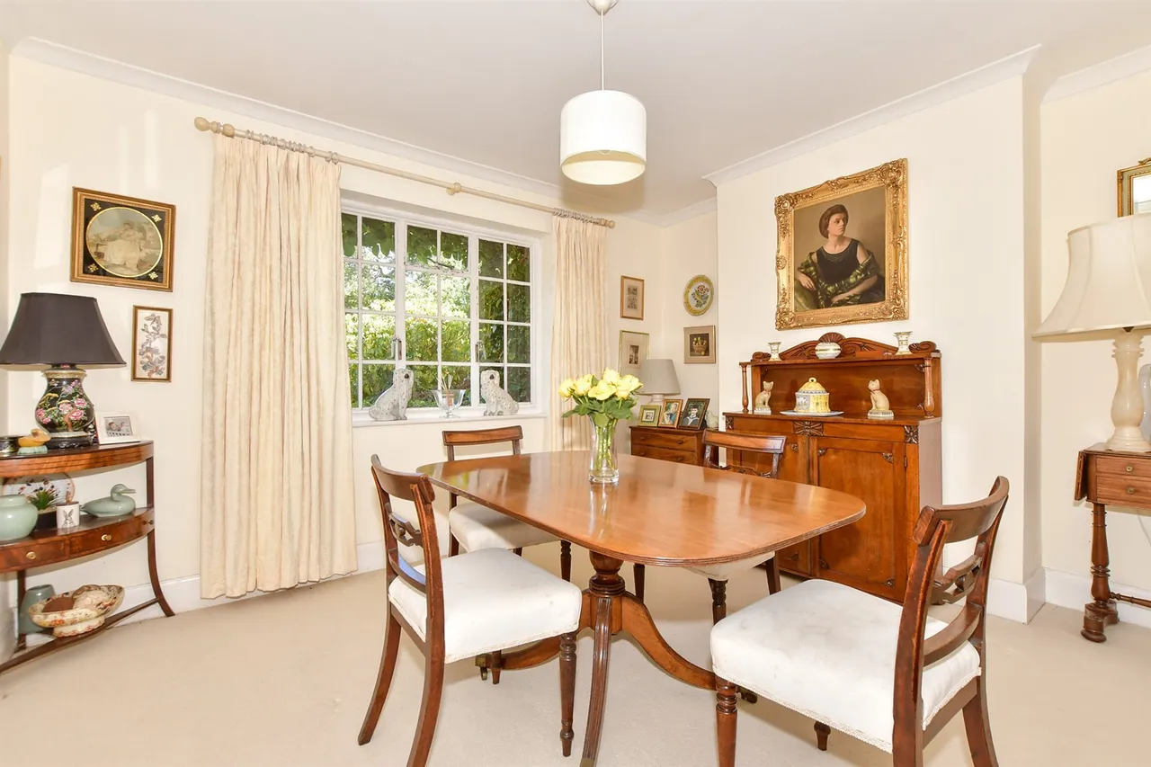 Grange Road, Saltwood, CT21, photo 3
