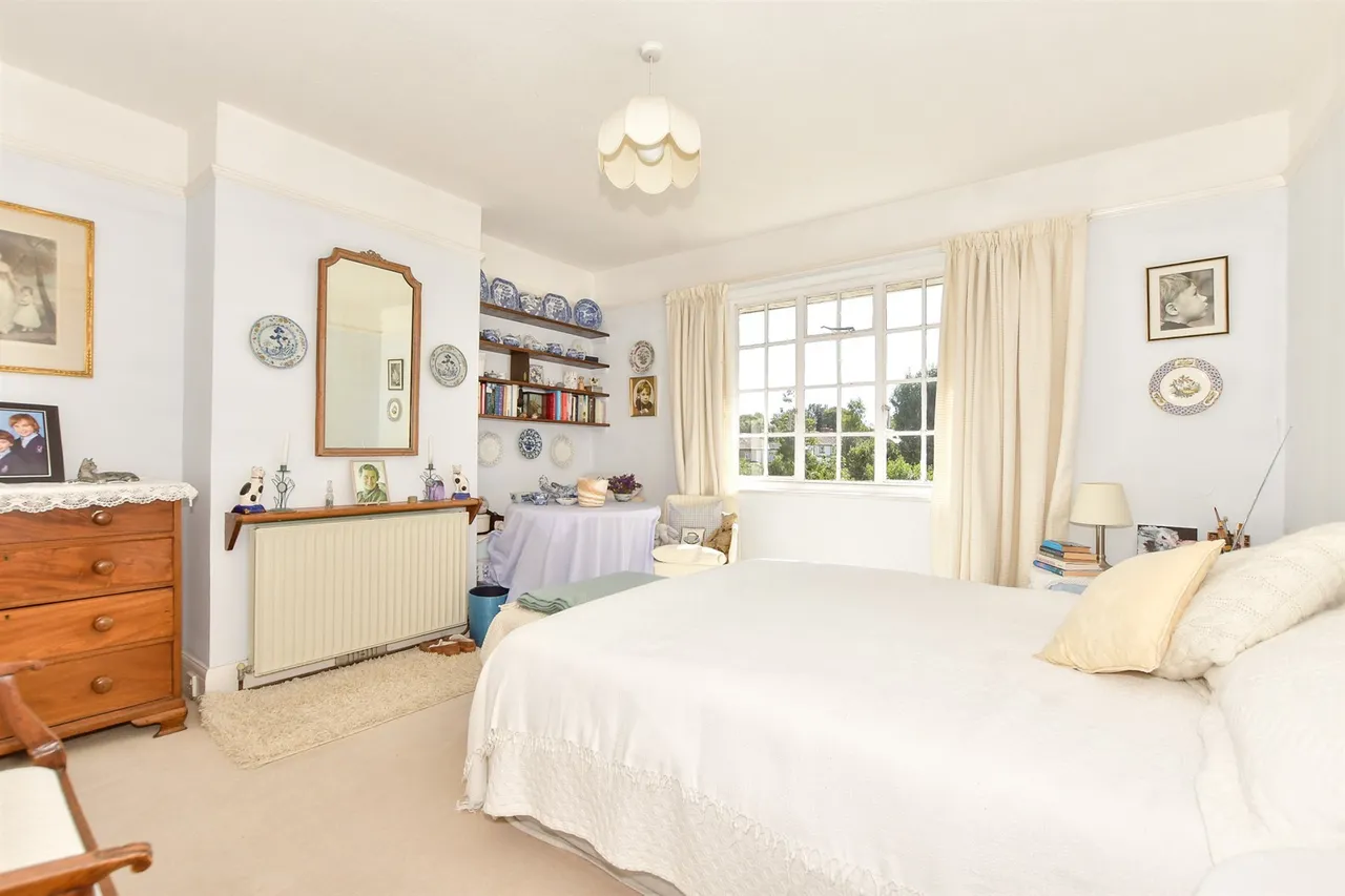 Grange Road, Saltwood, CT21, photo 7
