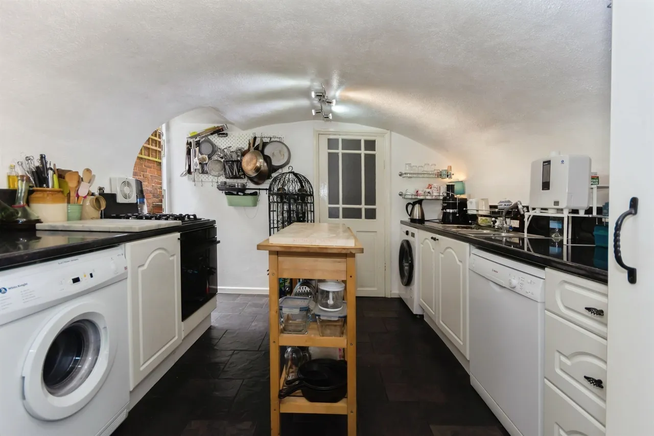 Summerfield Crescent, BIRMINGHAM, photo 7