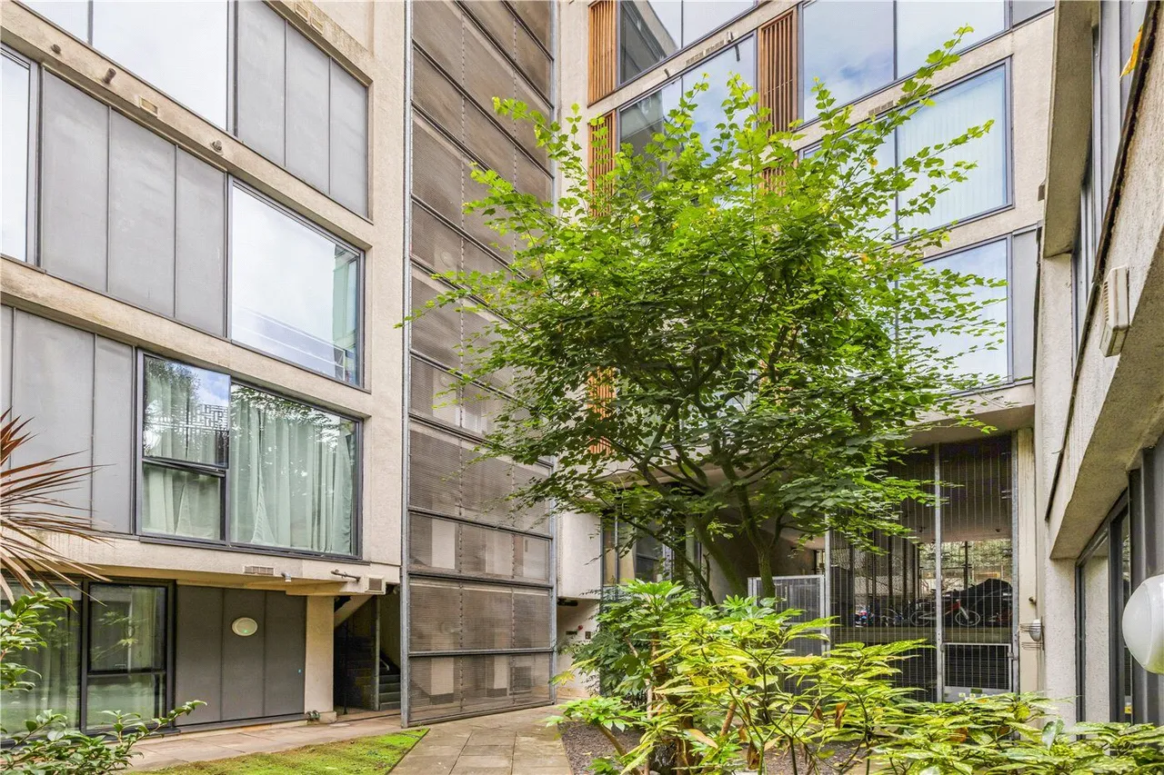 Goswell Road, London, EC1V, photo 17