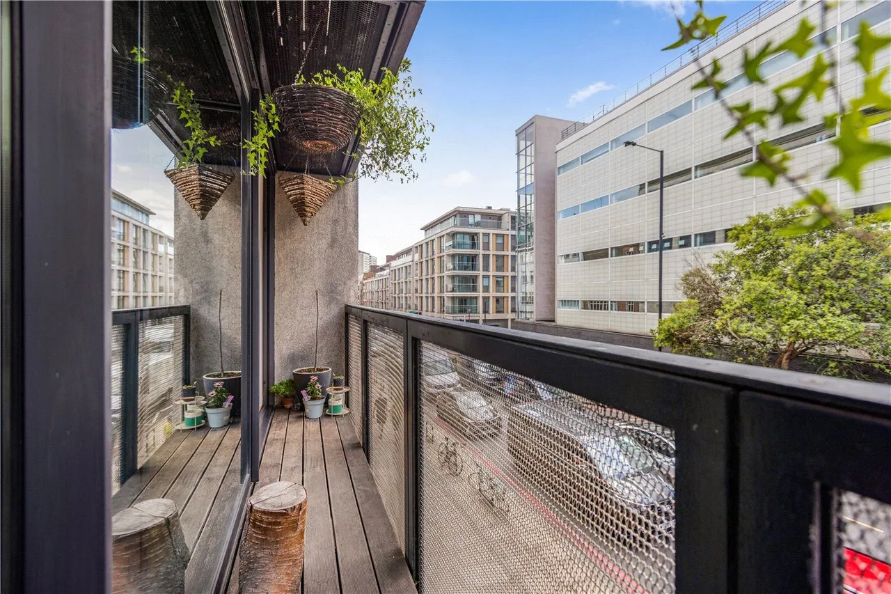 Goswell Road, London, EC1V, photo 7