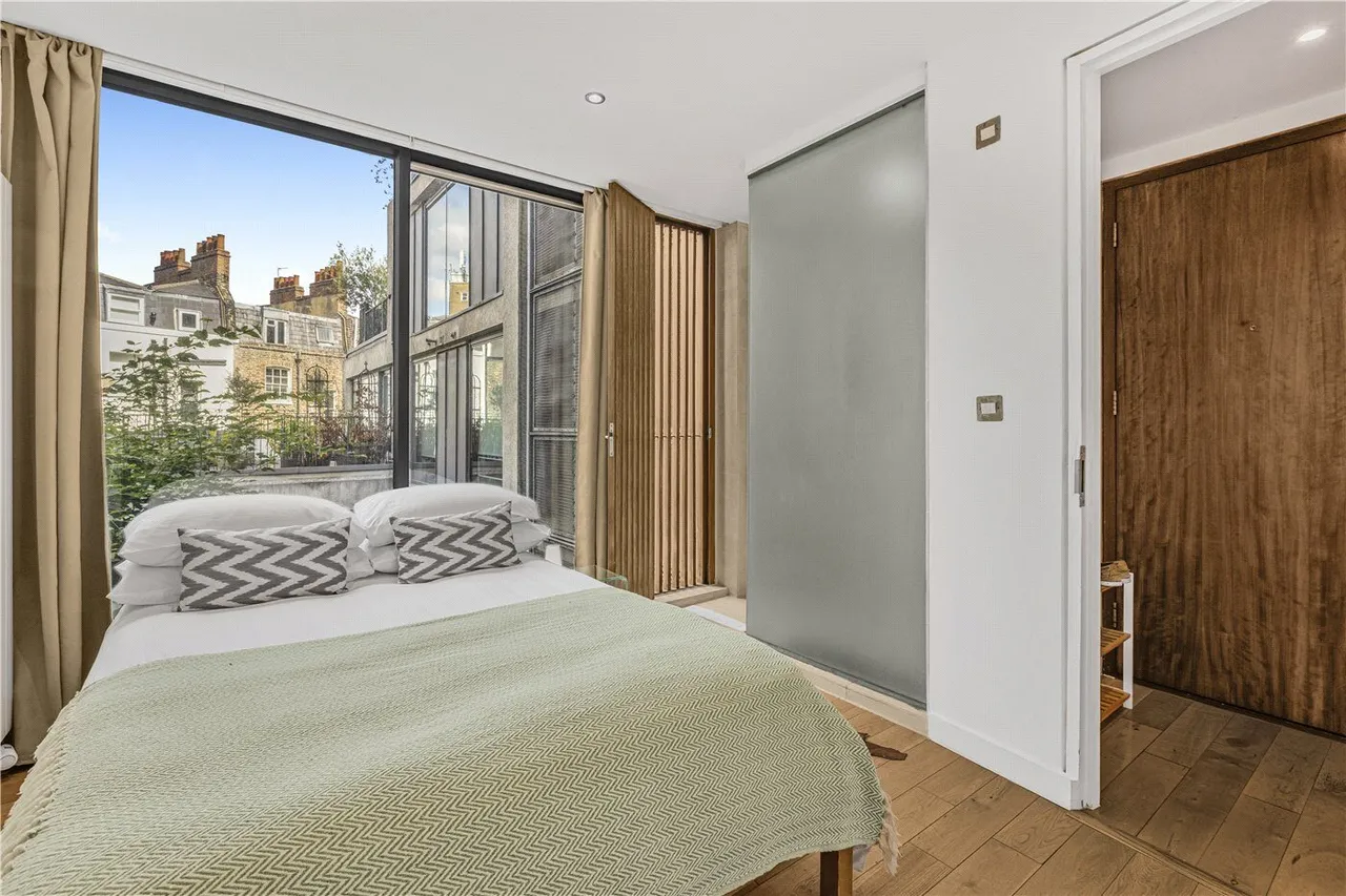 Goswell Road, London, EC1V, photo 11