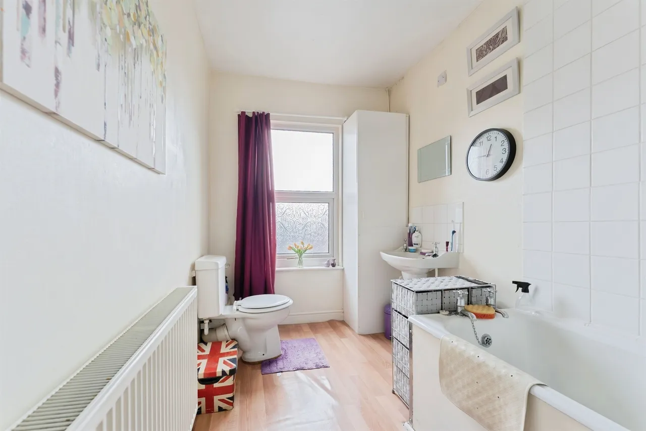Oldfield Road, Ellesmere Port, CH65, photo 5