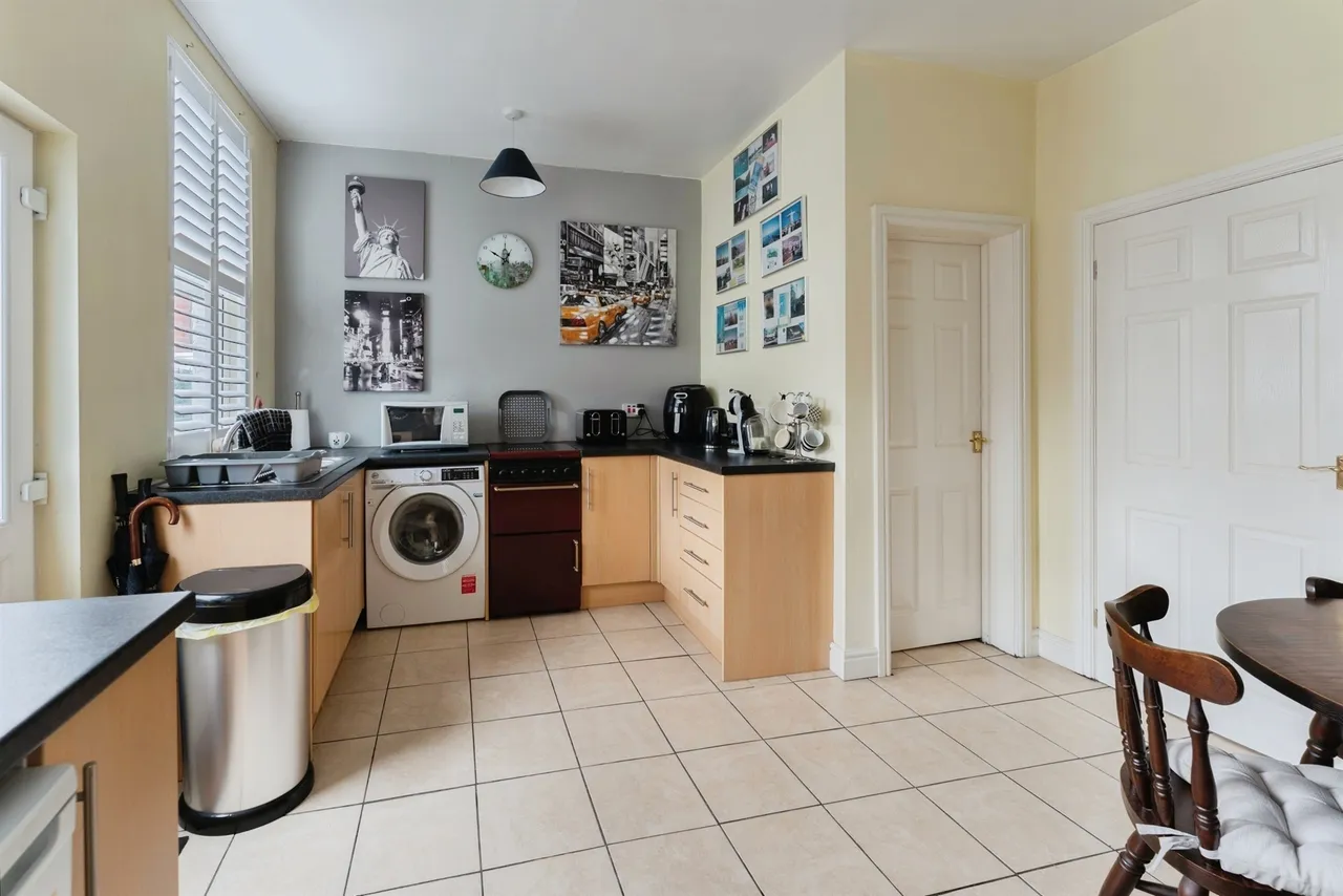 Oldfield Road, Ellesmere Port, CH65, photo 9