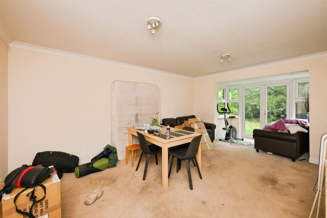 Cavell Court, Bishop's Stortford, photo 5