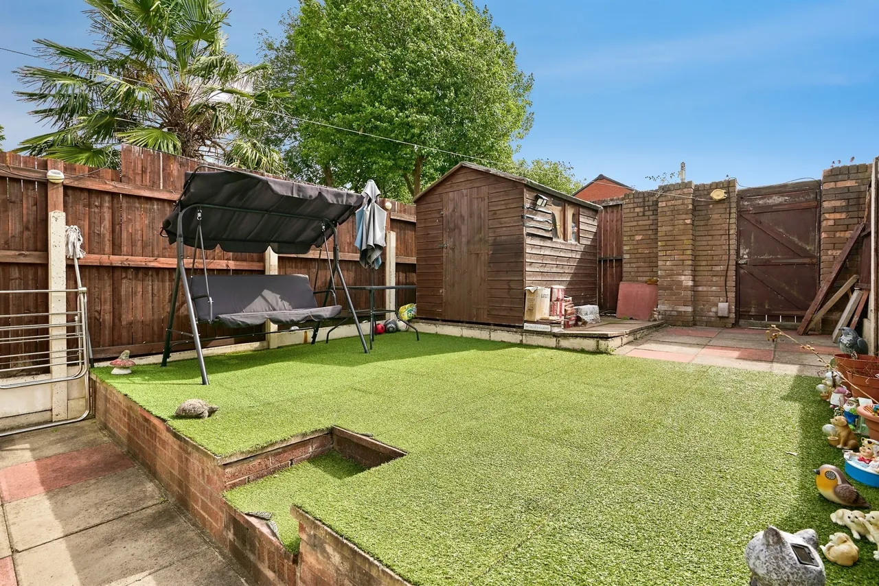 Willenhall Street, Wednesbury, WS10, photo 4