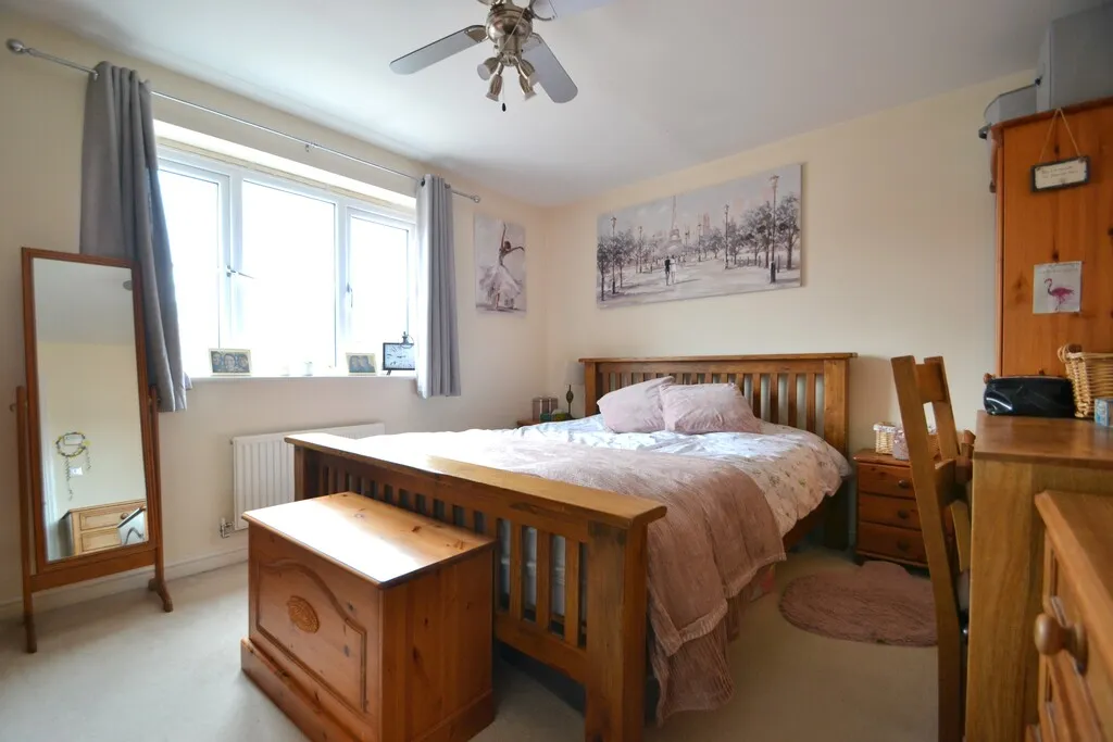 Bronte Drive, Newport, photo 9