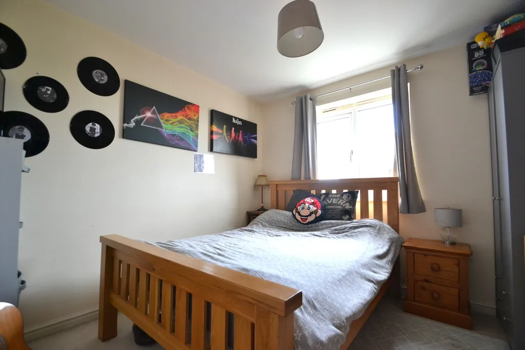 Bronte Drive, Newport, photo 11