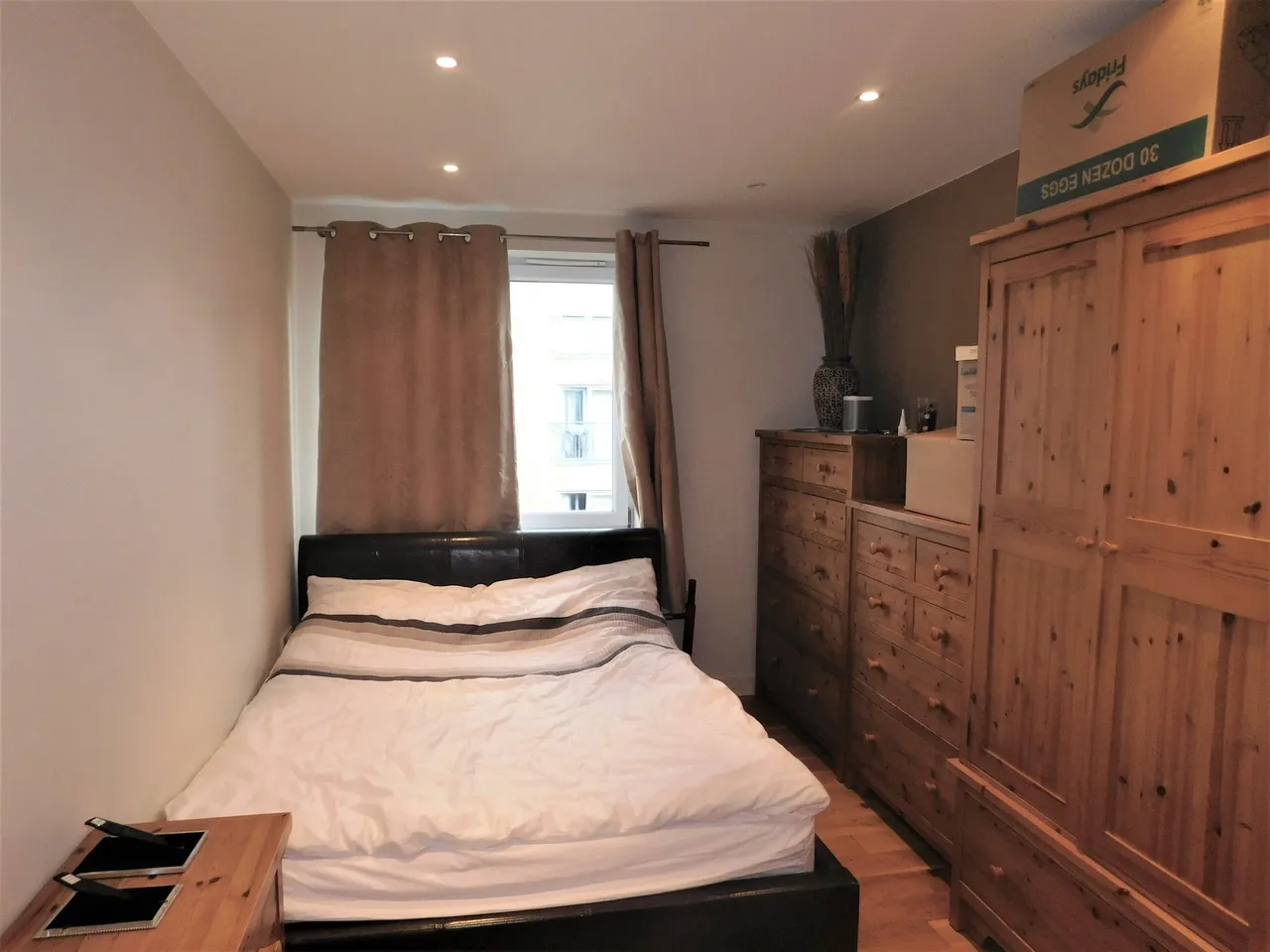 Taywood Road, Northolt, Greater London, UB5 6GF, photo 4