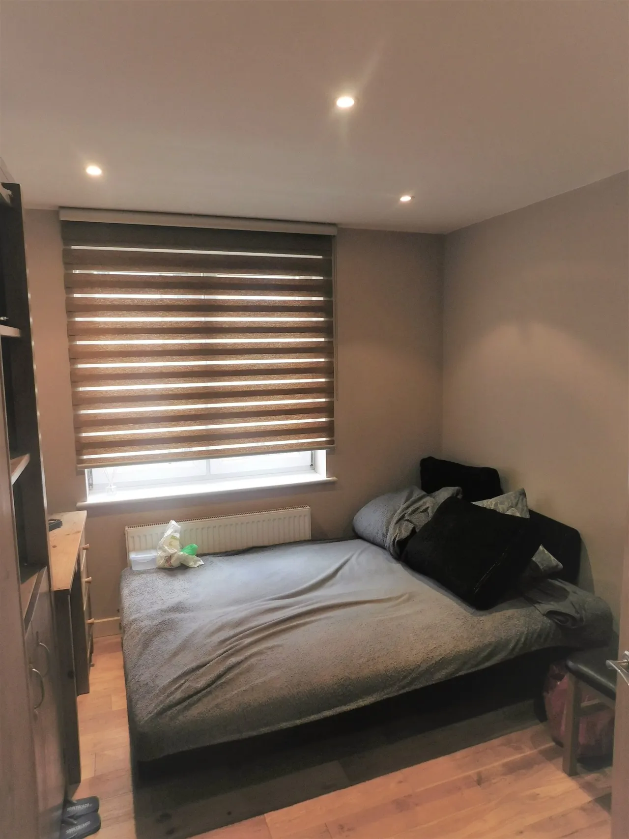 Taywood Road, Northolt, Greater London, UB5 6GF, photo 2